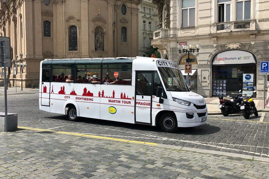 Prague: Historic City Center Bus Tour with Top Sights - What the audio tour is really like