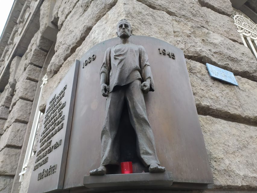 Prague: Historical Walking Tour with Focus on World War 2 - Old Town Square and Wenceslas Square During the Prague Uprising