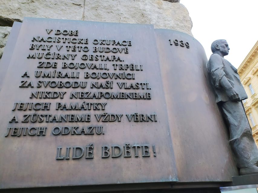 Prague: Historical Walking Tour with Focus on World War 2 - A Glimpse Beyond 1945