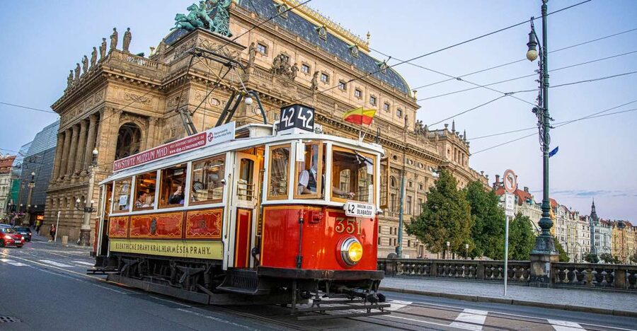 Prague: Hop-on Hop-Off Historical Tram Ticket for Line 42 - Old Town, Václavské náměstí, and the National Theatre