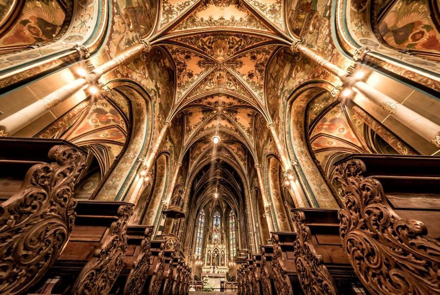 Prague Hradcany Castle, St Vitus Cathedral Tour with Tickets - What the Private Guide Adds