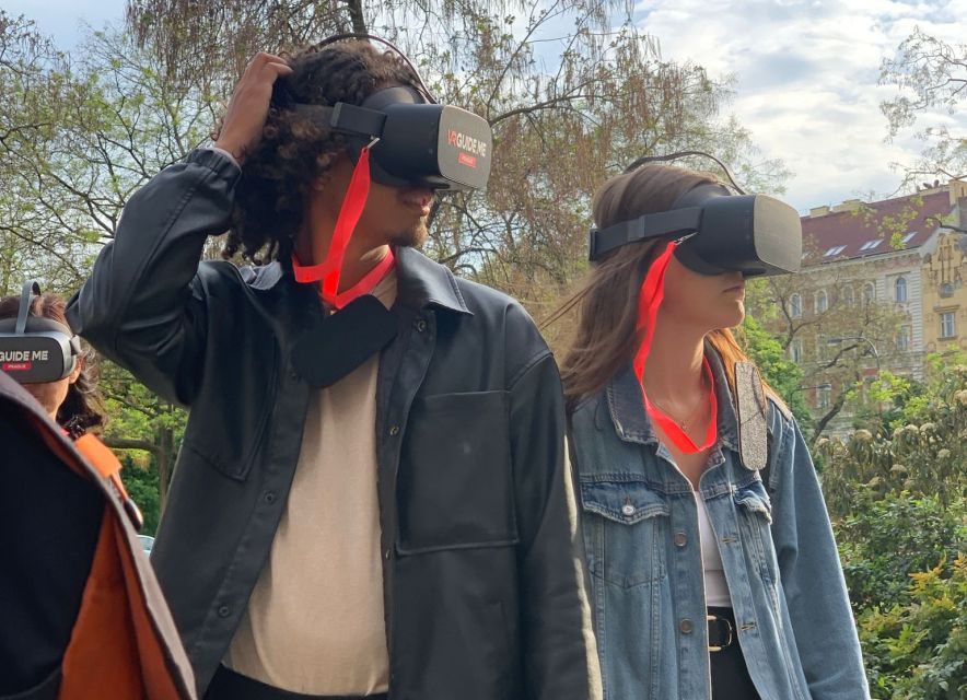 Prague: Immersive History Walking Tour and VR - Why the VR works better than a normal city walk