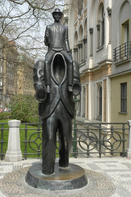 Prague: Jewish Quarter and Museum Guided Tour - Klausen Synagogue and the Ceremonial Hall
