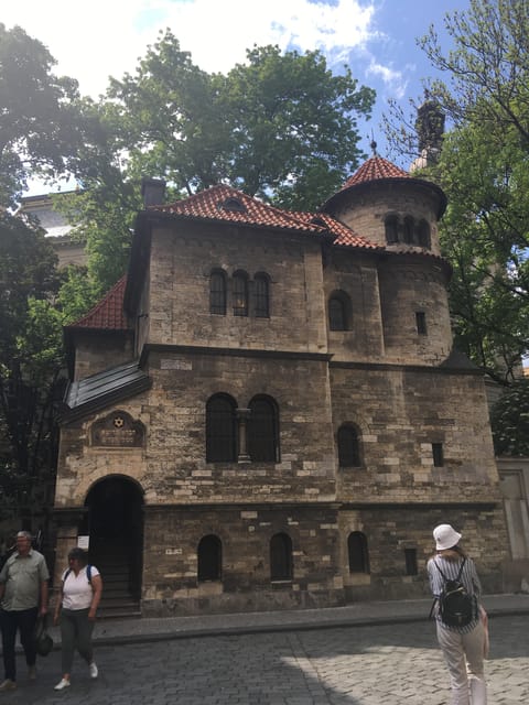 Prague: Jewish Quarter Half-Day Private Walking Tour - Pinkas Synagogue: a memorial that asks for quiet