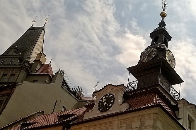 Prague Jewish Quarter Walking Tour with Admission Tickets - The Old-New Synagogue is the historic finale