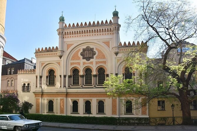 Prague Jewish Town Admission Ticket & Optional Audio Guide - What the audio guide adds