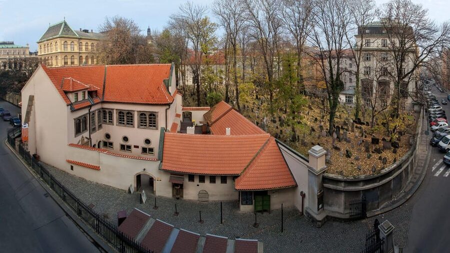 Prague Jewish Town/Skip-the-Line Official Entry Ticket - The Old Jewish Cemetery and Rabbi Loew
