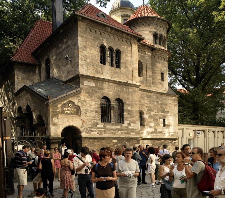 Prague: Jewish Town Walking Tour - Starting among the graves of the Old Jewish Cemetery