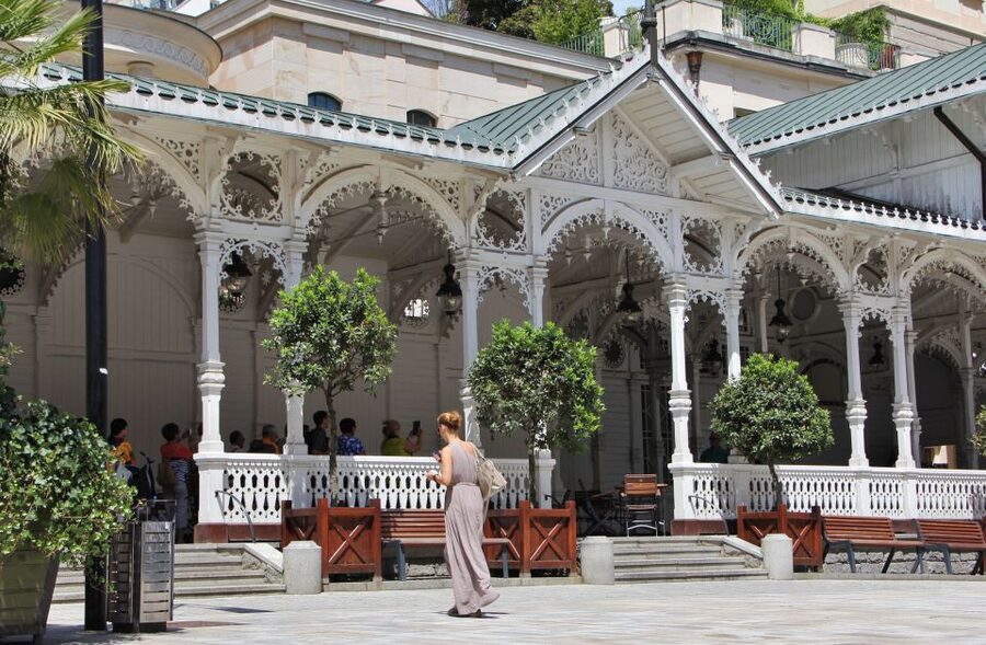 Prague: Karlovy Vary Day Trip with Watchtower and Funicular - Why Karlovy Vary makes a good day outside Prague