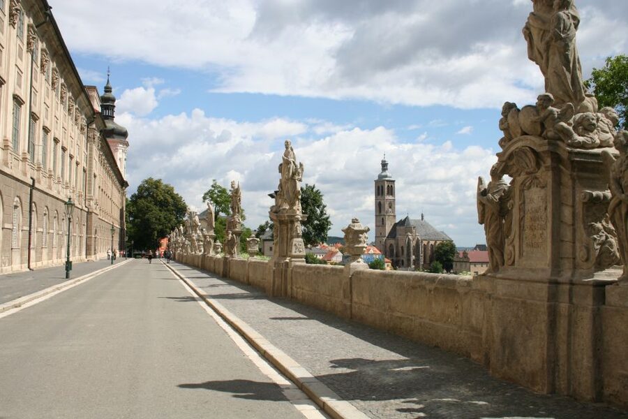 Prague: Kutná Hora, St Barbara's Cathedral and Bone Church - St. Barbara’s Cathedral and Kutná Hora’s silver wealth