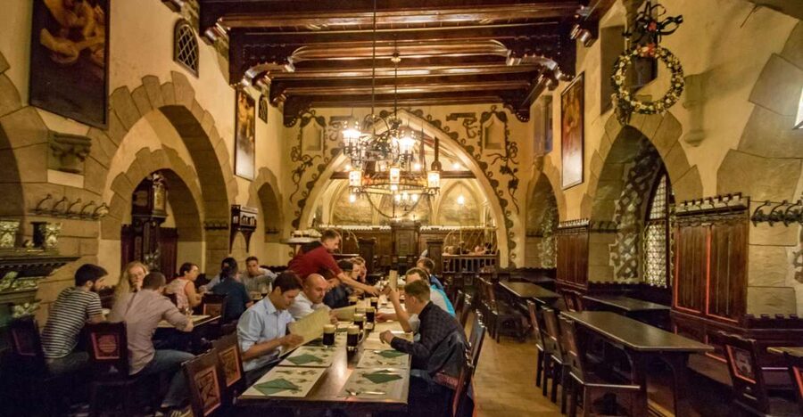 Prague: Legendary Beer Tour with Dinner - Key points to know before booking