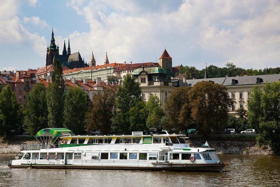 Prague: Lunch Cruise on Vltava River with open Buffet - Key points to know before booking