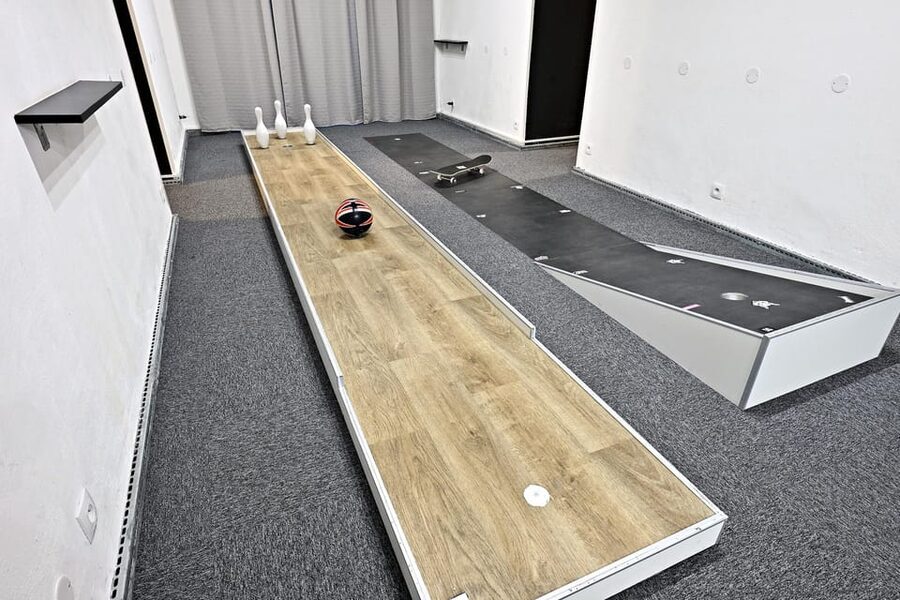 Prague: Mazemania Miniature Golf Experience - A good place to sit, drink, and reset