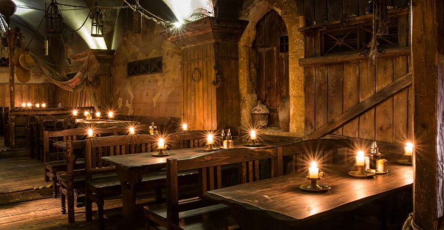 Prague: Medieval Dinner with Transfers - The 20:00 show sets the tone