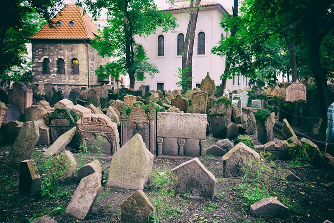 Prague Old Jewish Quarter and Spanish Synagogue Private Tour - Why Josefov deserves a guided walk