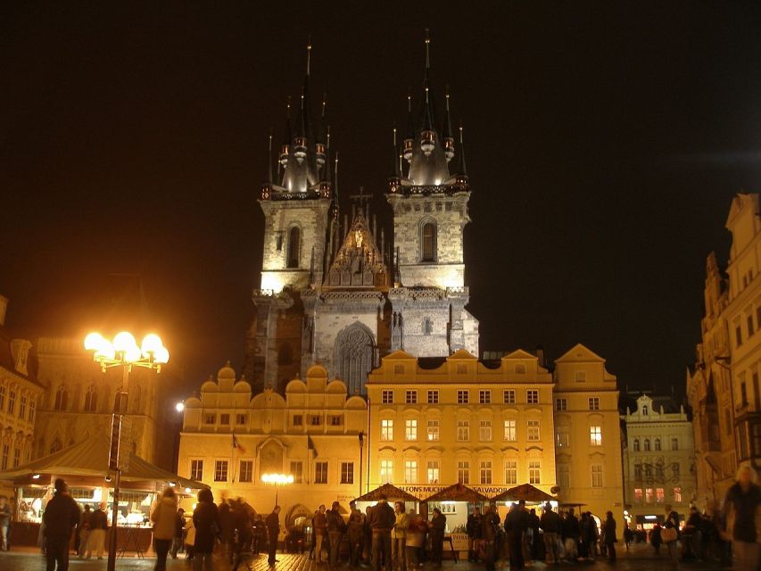 Prague: Old, New, and Jewish Towns Guided Walking Tour - How the guide shapes the experience