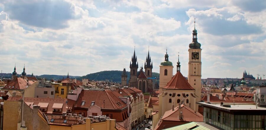 Prague: Old Town and Jewish Quarter Guided Walking Tour - Is $22 Good Value?