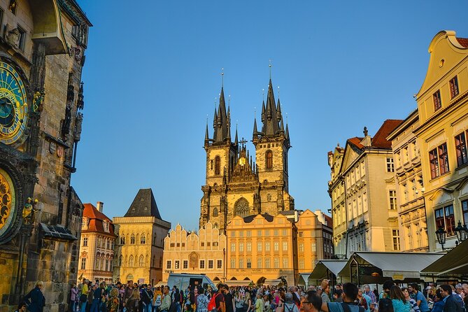 Prague: Old Town and Jewish Quarter Small-Group Tour - Starting at Old Town Square, Prague’s grandest stage