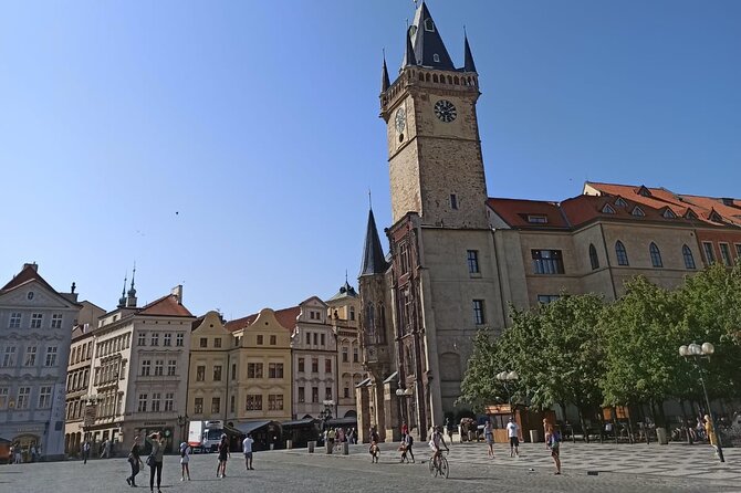 Prague: Old Town and Jewish Quarter Small-Group Tour - The guide can make or break this short walk