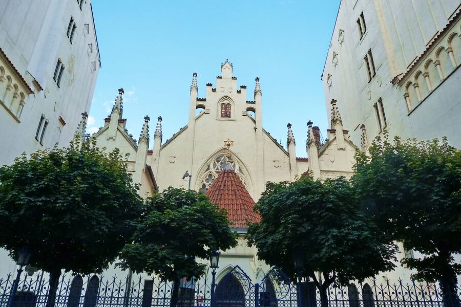 Prague: Old Town and Jewish Quarter Tour - St. Nicholas Church and Old Town Square