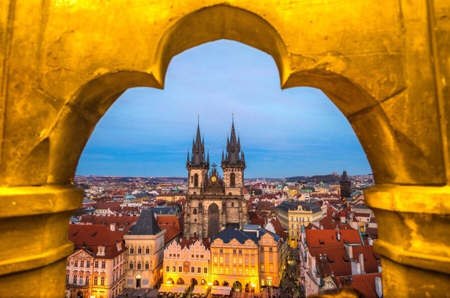 Prague: Old Town Highlights Private Guided Walking Tour - Who should choose each option?