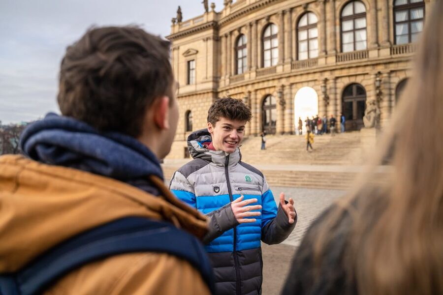 Prague: Old Town Private Walking Tour with Hotel Pickup - Josefov, the Old-New Synagogue, and the Old Jewish Cemetery