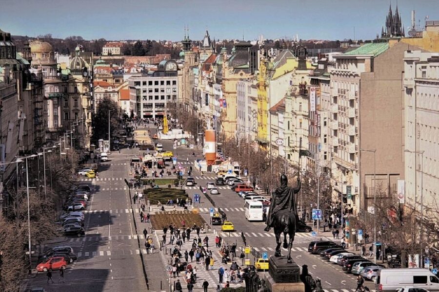 Prague: Old Town Tour & National Museum Skip-the-Line Ticket - The smart idea behind this Prague combination