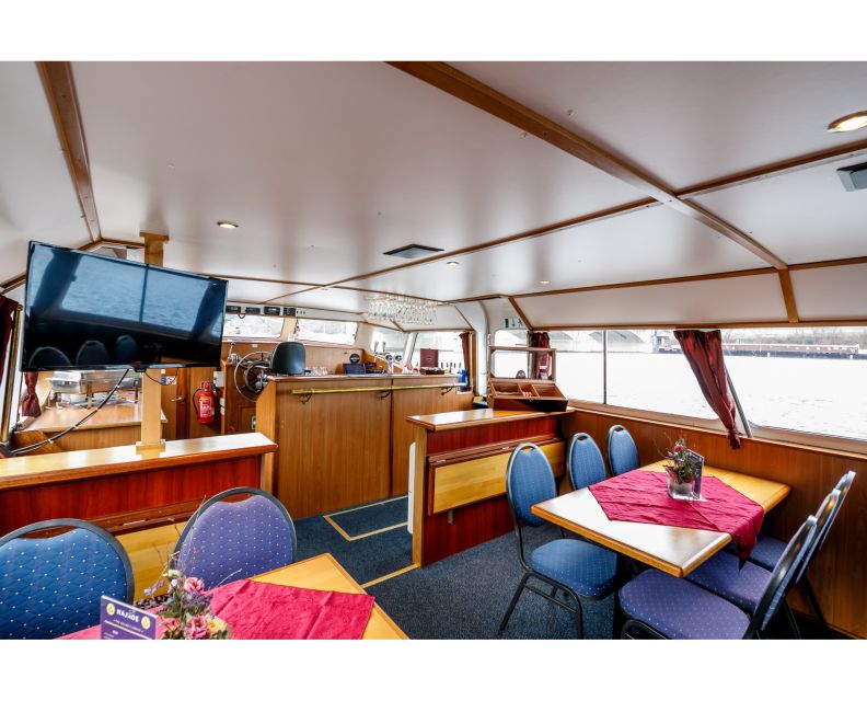 Prague: Private Beer Boat Cruise with Unlimited Beer - Booking advice for getting the most from it