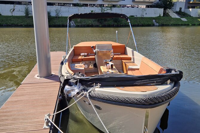 Prague Private Boat Tour - 2 Hours - The best time to schedule it