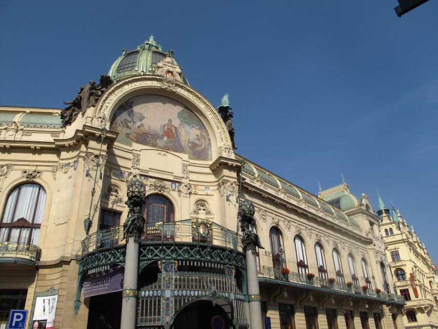 Prague: Private Cubism & Art Nouveau Walking Tour - Reading Prague’s Art Nouveau building boom