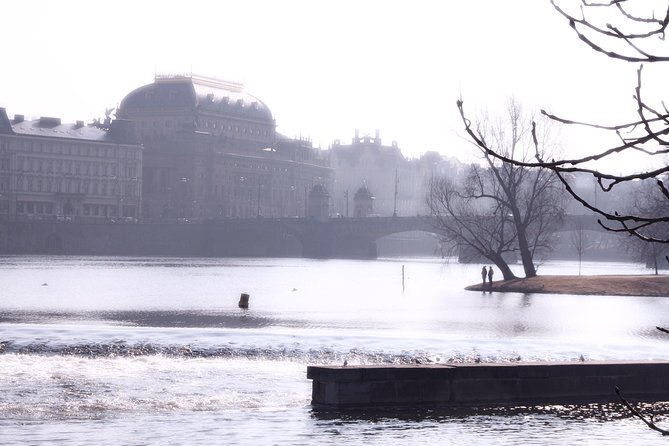 Prague Private Photo Tour for Photography Enthusiasts - Charles Bridge and the value of timing