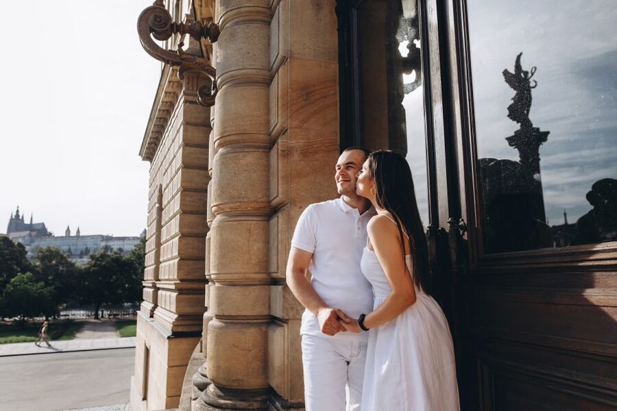Prague: Professional Photoshoot at Prague Castle - The photographs and 48-hour delivery