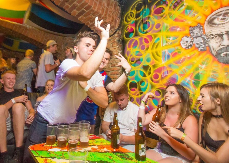 Prague: Pub Crawl with Open Bar and VIP Entry - Key points before you book
