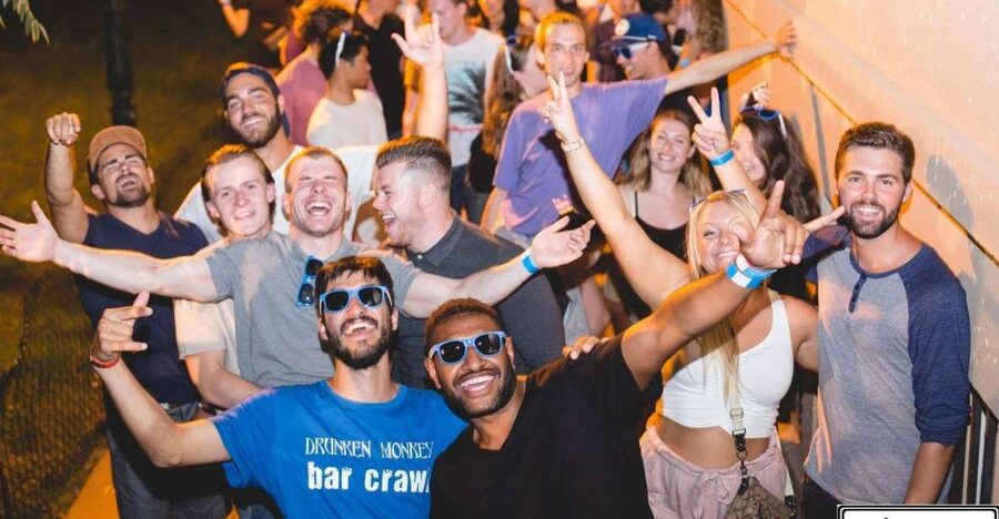 Prague: Pub Crawl with Open Bar and VIP Entry - The final club and VIP entry