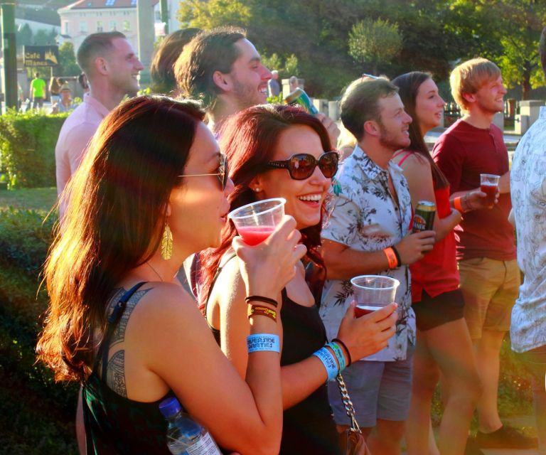 Prague Riverside Parties Tour - Following the music into Lesser Town