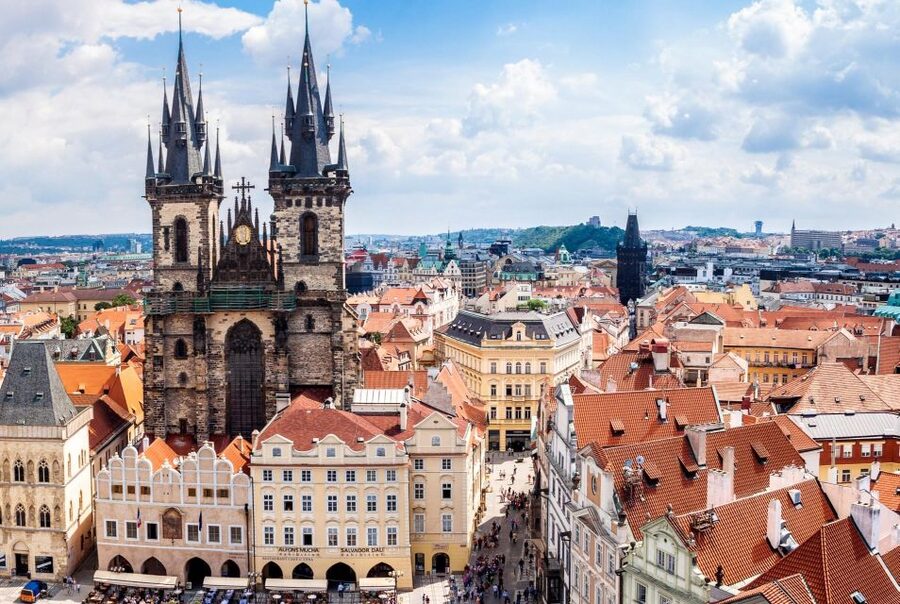 Prague Royal Castle, St Vitus, Golden Lane Tour with Tickets - Timing, access, and small practical details