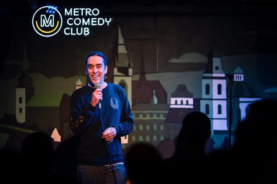 Prague: Saturday Stand-Up Comedy Night in English - A Saturday night at Metro Comedy Club