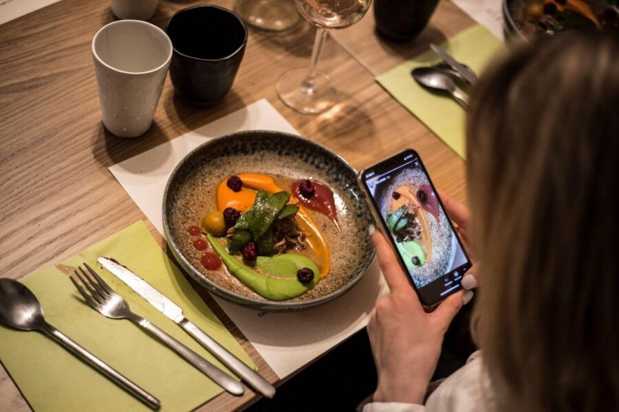 Prague: Savor 10 Course Dinner in Chef’s Kitchen - What the $106 price includes