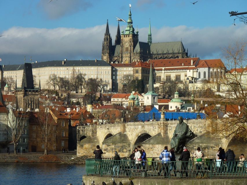 Prague Sightseeing Tour with Lunch - Starting at the Czech National Bank