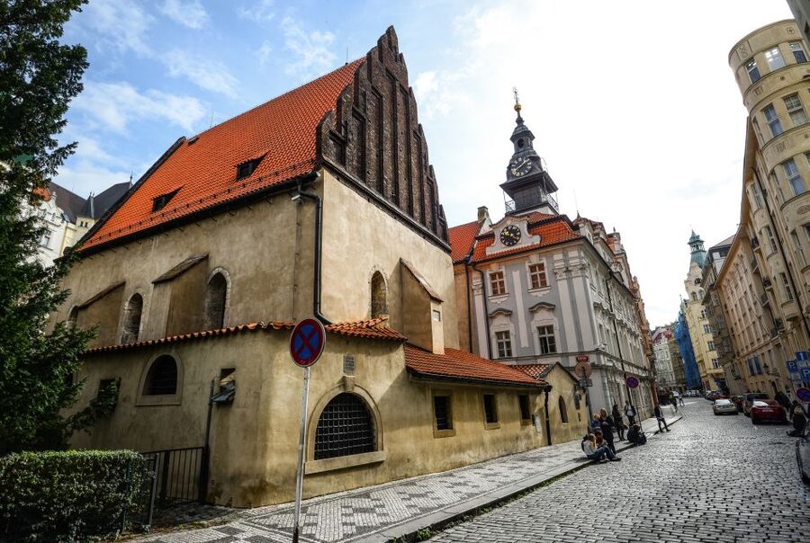 Prague: Synagogues and Jewish Quarter Private Walking Tour - Who should book this private Jewish Quarter walk?