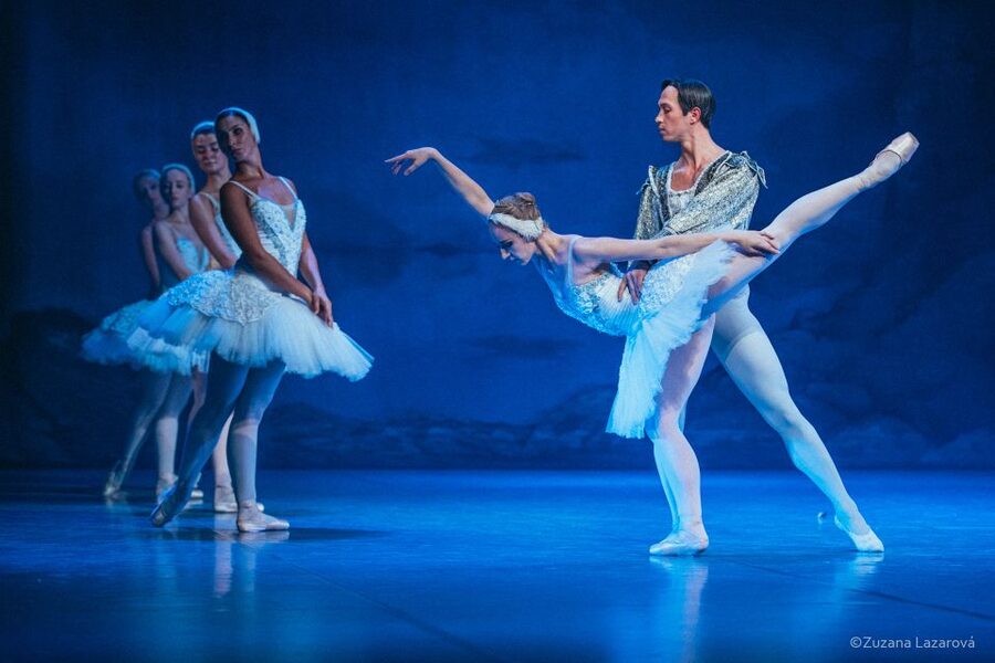 Prague: The Best of Swan Lake Ballet Tickets - What the 105-minute Swan Lake performance is really like