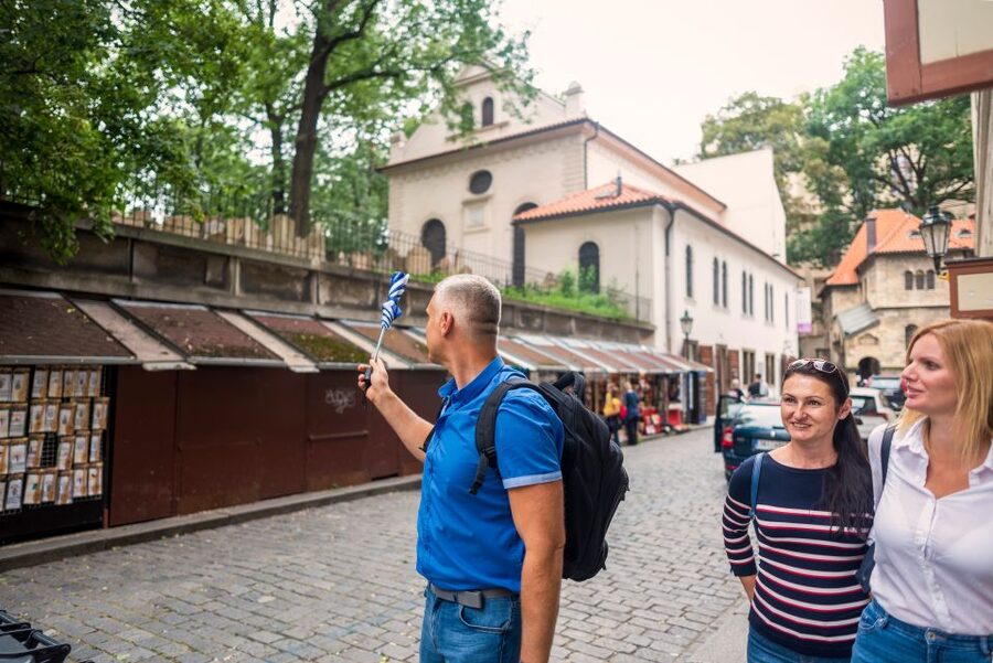 Prague Through the Eyes of Franz Kafka 2.5-Hour Tour - Guides make or break a literary walk