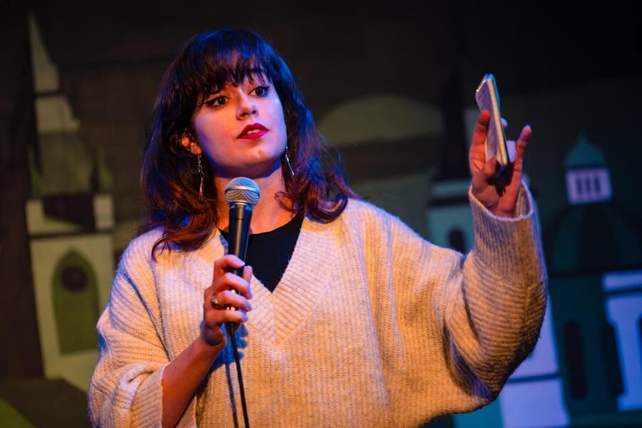 Prague: Thursday Stand-Up Comedy in English - Why English makes this a useful Prague activity