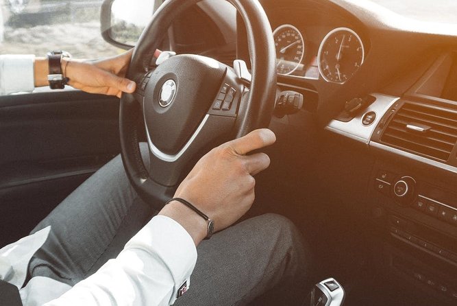Prague to Munich - Private Transfer with 2 hours of Sightseeing - What the driver can and cannot do