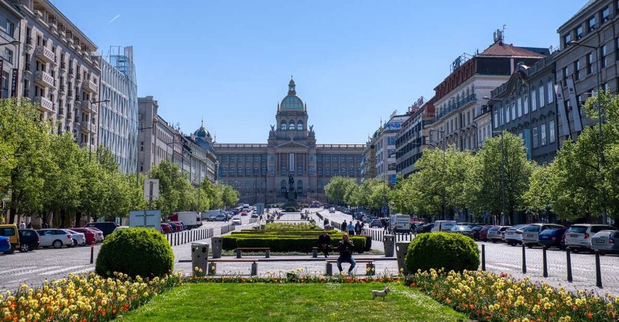 Prague Tour in Spanish - Prague’s streets as a history lesson
