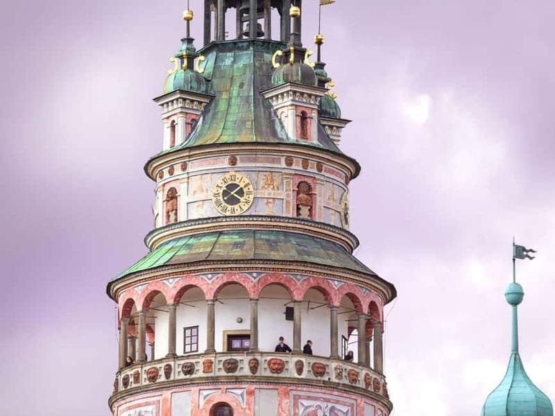Prague: Transfer to Vienna via fabulous Cesky Krumlov - Walking into Cesky Krumlov’s historic center