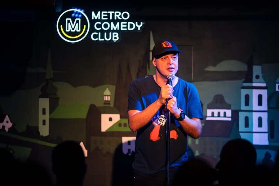 Prague: Tuesday Stand-Up Comedy in English - Drinks, the lounge, and meeting the comics