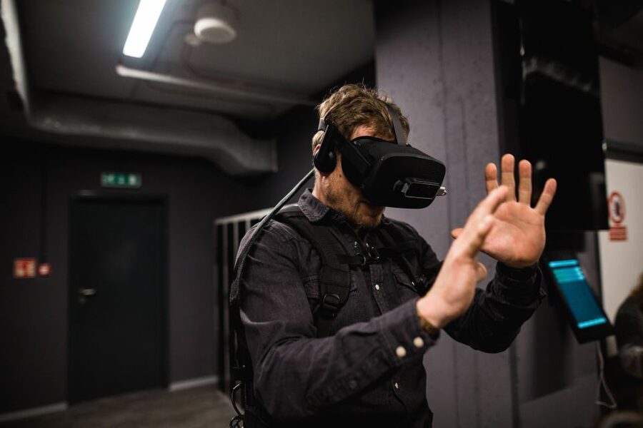 Prague: Virtual-Reality Time-Travel Experience to 1593 - The Jewish Quarter and the Golem
