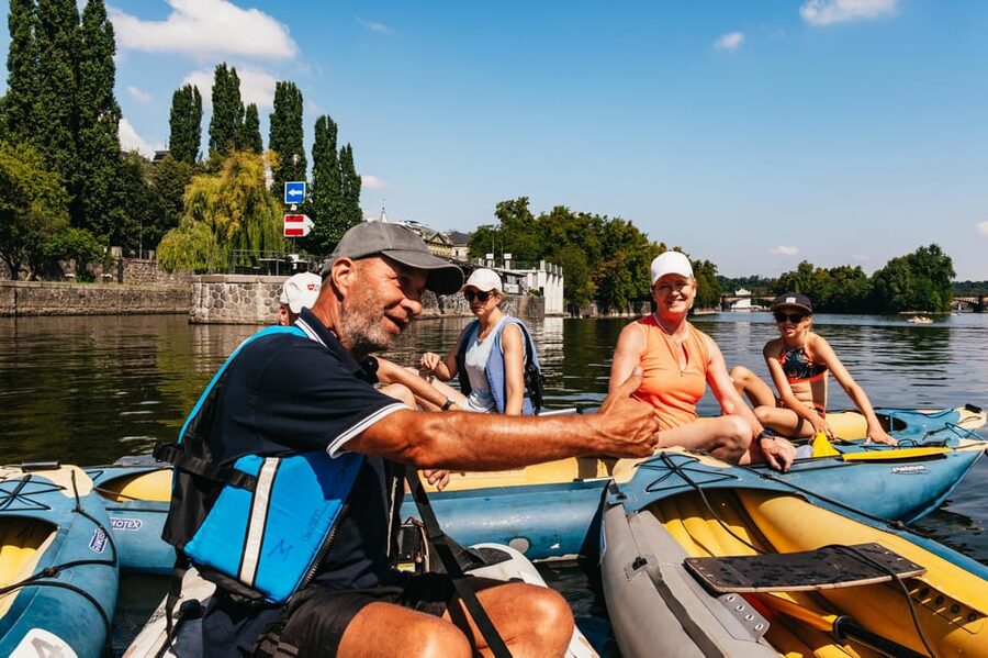 Prague: Vltava River Guided Canoeing Tour - What $44 gets you