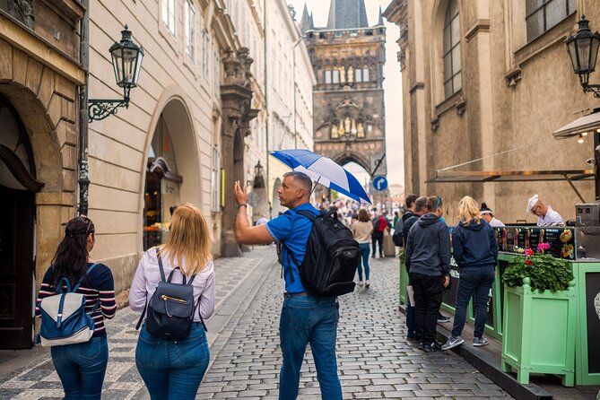Prague Walking Tour of Old Town, Charles Bridge and Prague Castle - Reaching Prague Castle and the Hradcany district
